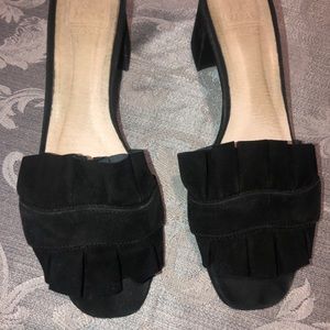Crosswalk black suede ruffle hell mule slide 10